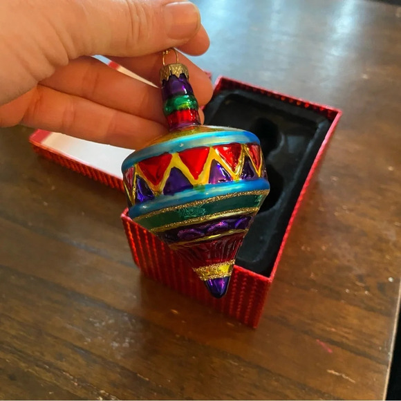 Colourful glass hand painted dreidel ornament - Picture 4 of 6
